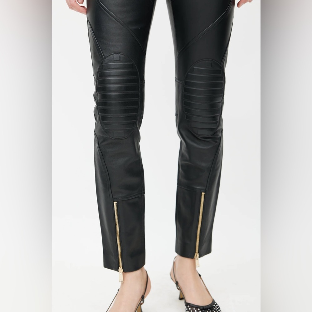 Versace Black Quilted Leather Pants – IT 36 | Authentic - Picture 5 of 15